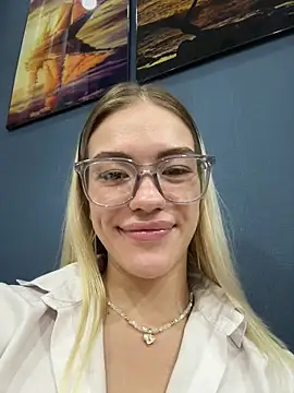 -sexy_barbie- (F young) - 🎀Ride dildo in pussy+cum🎀