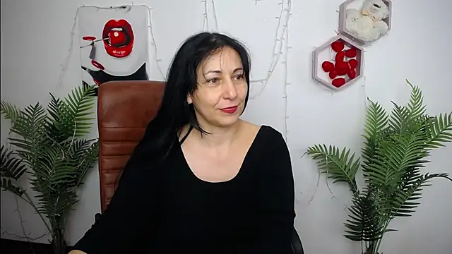 lilugrants (F milf) - My pussy loves your vibrations 🍓💦