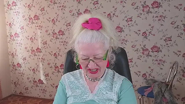 Maya_Mayflower webcam