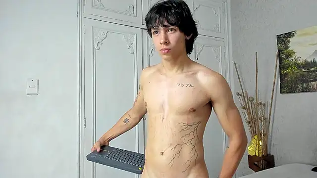 tyler_durten (M twink) - jerk off 🍆 + precum💦