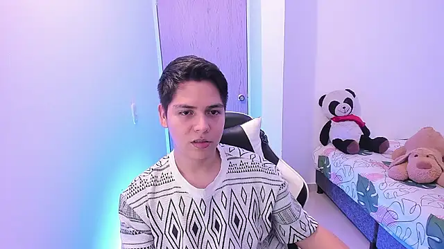 asta_yunoxxx - Asta_YunoXXX's free webcam - UK Sex Cams