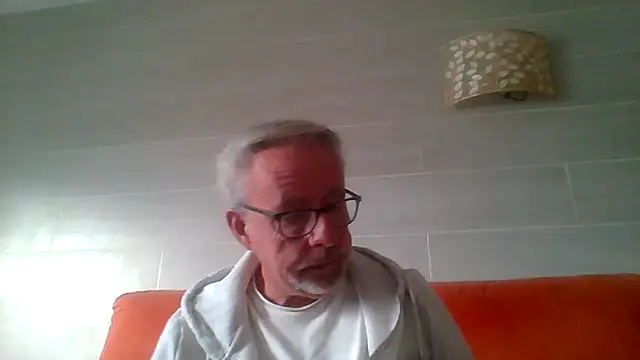 tuggy59 (M grandpa) - cum with me masurbador