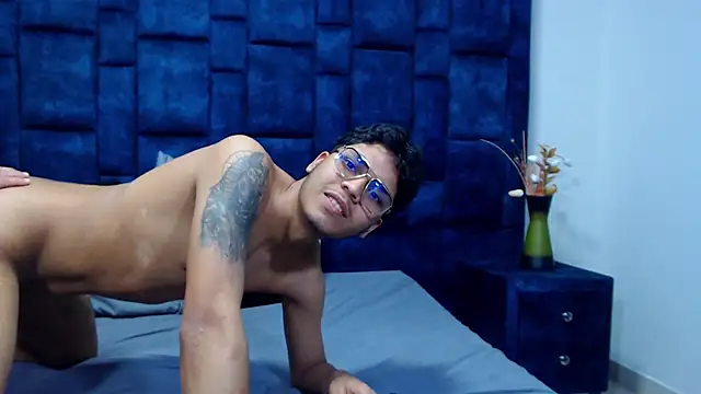 GroupNoLimits webcam