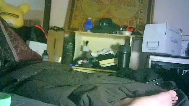 ON3YOULLN3VER_FIR3 webcam