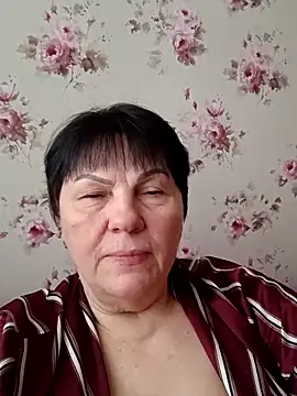 Webcam Model (OliviaaSkyy)  is live.Free join now!