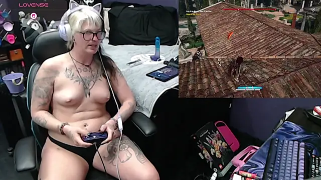 oddywithabody webcam