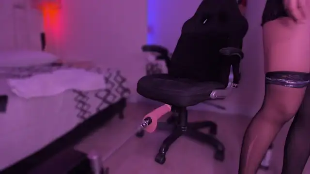 Emmily_Savage webcam