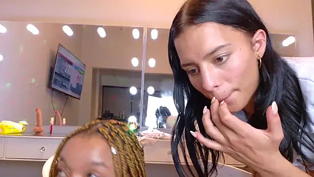 chocolatecrememia webcam