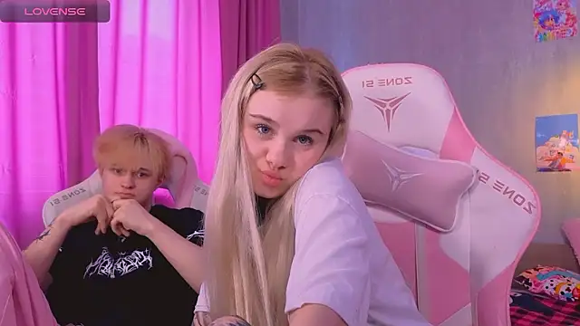 Britney_Lynch webcam