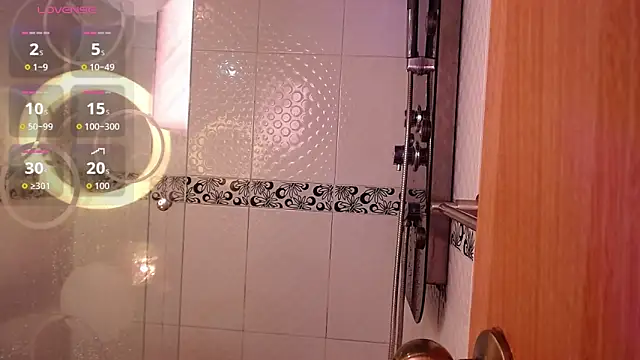 julz_03 - Julz_03's free webcam