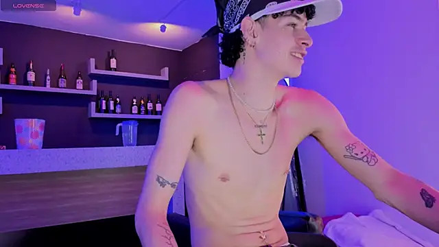 nova_salvatore webcam