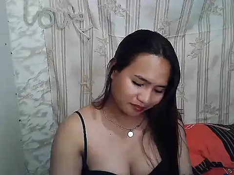 BestCausinEVER2324 webcam