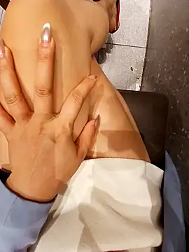 ori-lynk - Ori-Lynk's free webcam - UK Sex Cams