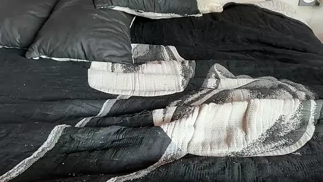 Pitufina_love webcam