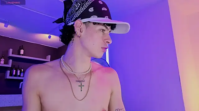 nova_salvatore webcam