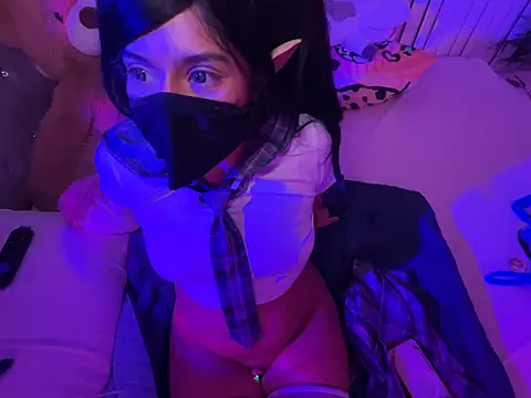 Webcam Model (Onlypawzz)  is live.Free join now!