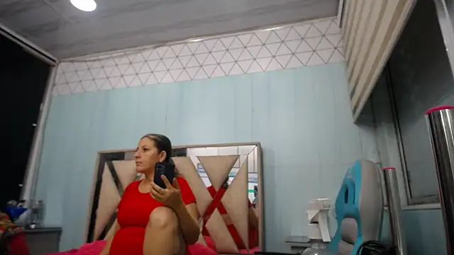 allison_max_tattoo - Allison_max_tattoo's free webcam - UK Sex Cams