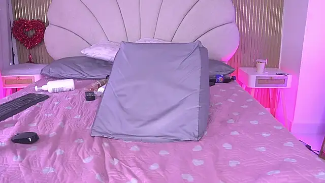 mssburbuja live sex cam