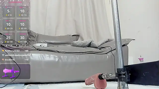 美女fox-yiyi在线直播