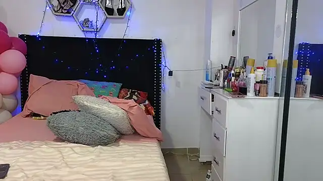 charlotte_077 webcam