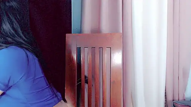 Amomentoflust99's room