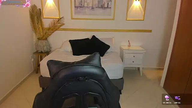 lia_sexx19 - Lia_sexx19's free webcam - UK Sex Cams