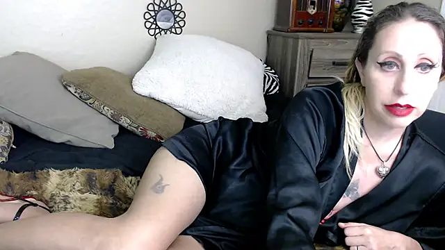 Lourdesnoir@xh webcam