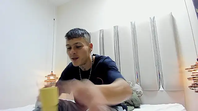 ethan_wolfe - Ethan_Wolfe's free webcam - UK Sex Cams