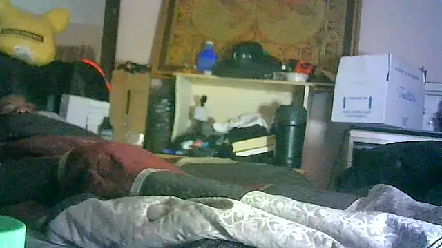 ON3YOULLN3VER_FIR3 webcam