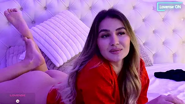 aniakarenina - AniaKarenina's free webcam - UK Sex Cams