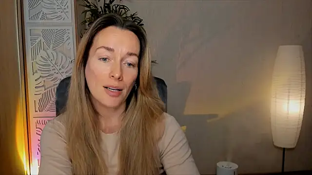 RebeccaMartinez webcam