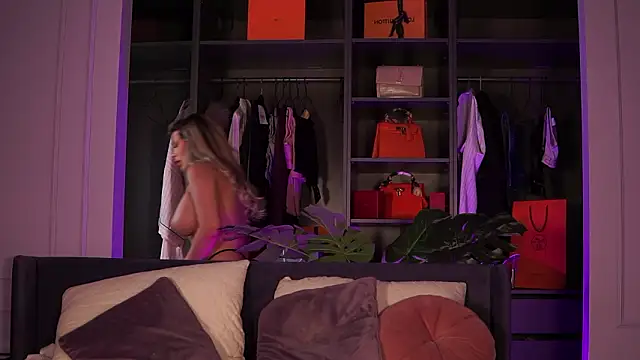 Monique_Celeste webcam