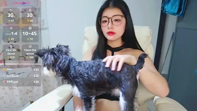 美女-XiaoYu-777在线直播