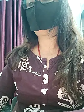 Aishwaryaa_69 webcam