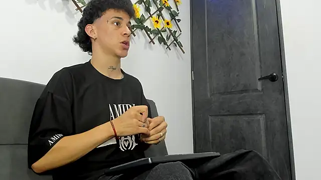 Maxxx_bigcockx webcam