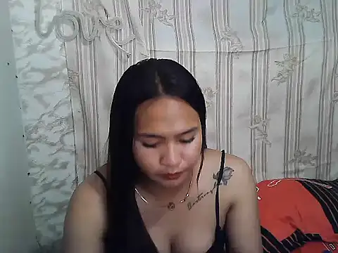 BestCausinEVER2324 webcam