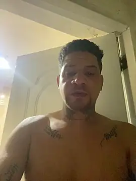 dominicanobb - Dominicanobb's free webcam - UK Sex Cams