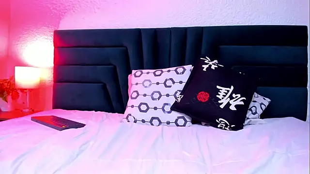 VictoriaRouge_ webcam