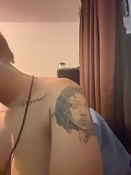 nickytheehawtie webcam