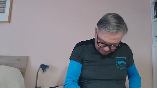 you6me - YOU6me's free webcam - UK Sex Cams