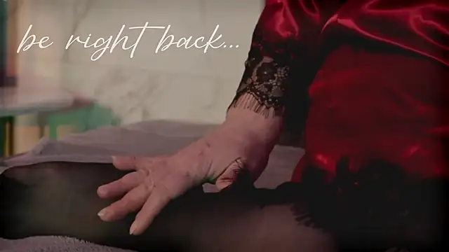 KellyPerfection webcam