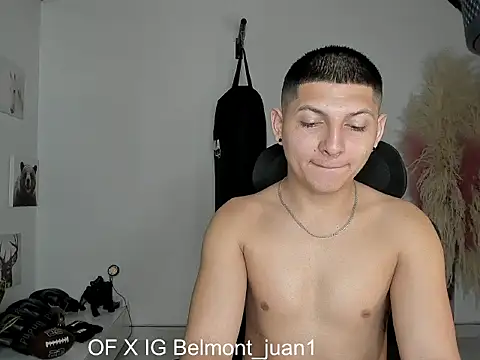 A_lejandro_08 webcam