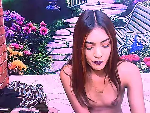 IndianPretty14u2Luv webcam