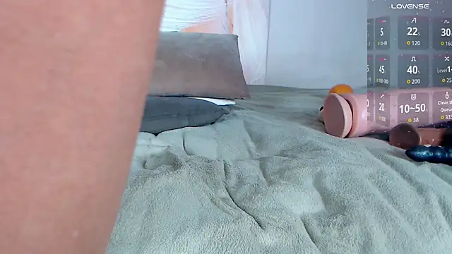 AelynSexybaby webcam