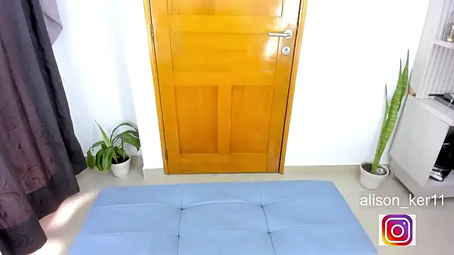 alison-ker3 webcam