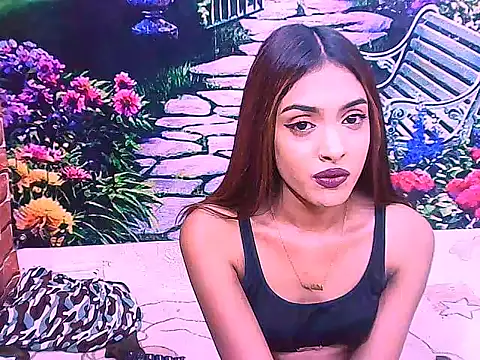 IndianPretty14u2Luv webcam