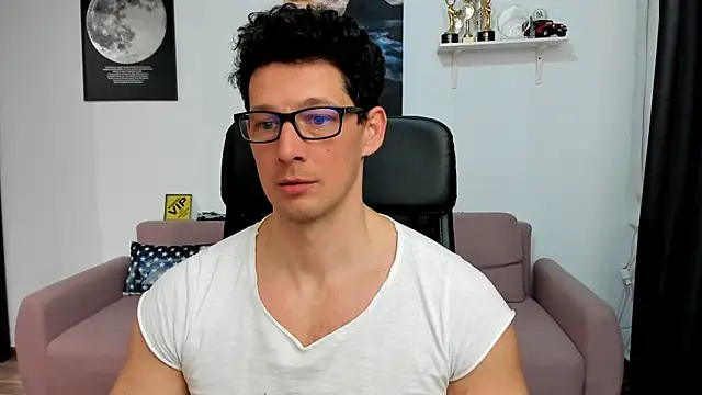 brutusk08 - BrutusK08's free webcam