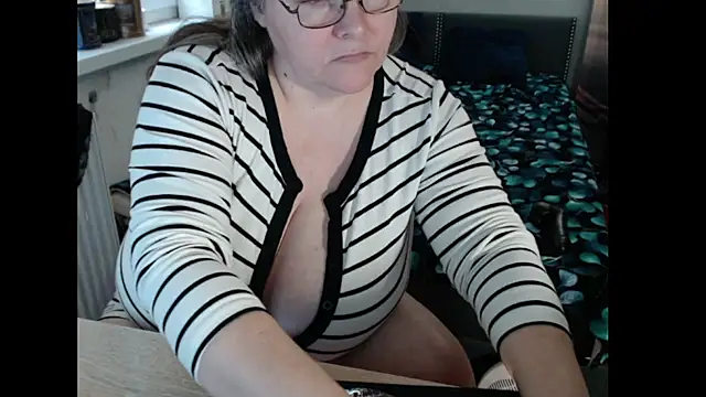 Sweetboobs webcam
