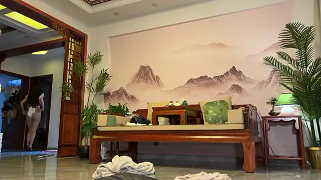 meowlili (F young) - dance