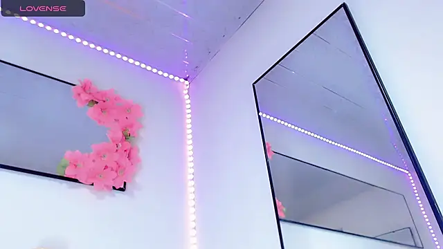 NathalialLooes webcam